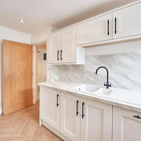 Apartman Host & - Heights Whitby